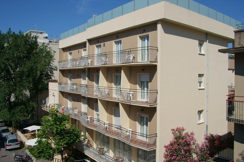 Hotel Esperia Cattolica Ngoại thất bức ảnh