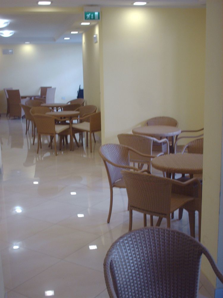 Hotel Esperia Cattolica Ngoại thất bức ảnh