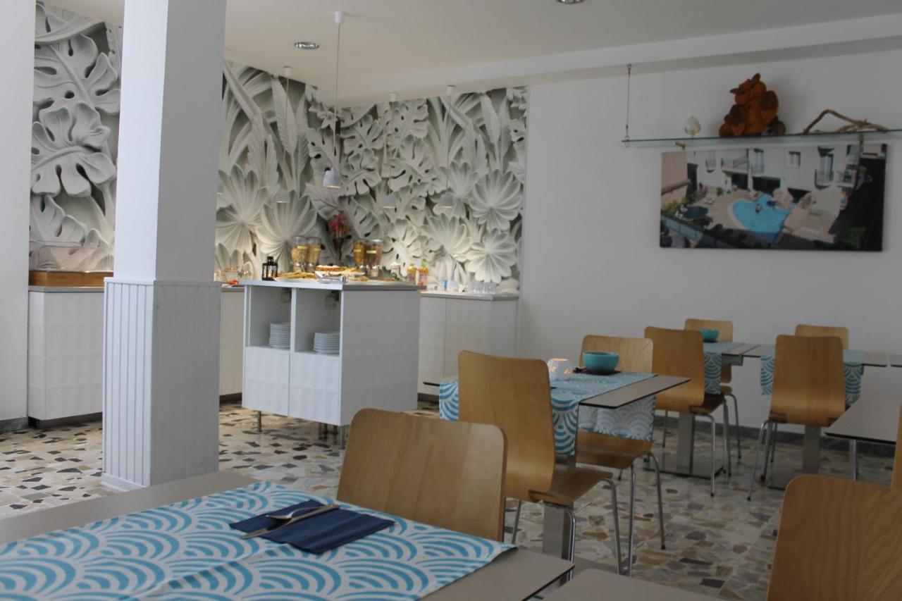 Hotel Esperia Cattolica Ngoại thất bức ảnh